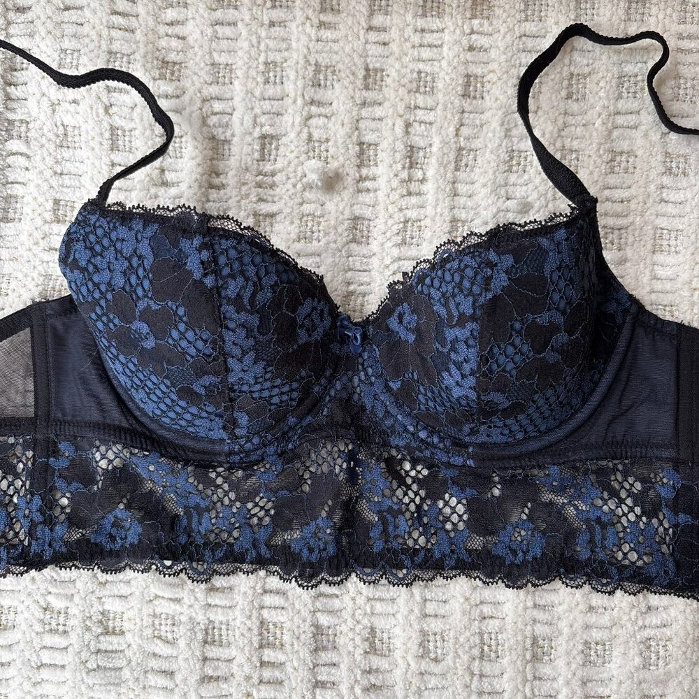 Adore Me Dark Blue And Black Lacey Bra Size 34B Underwire Adjustable Straps